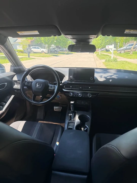 2022 Honda Civic 11th Gen - Image 14 of 15