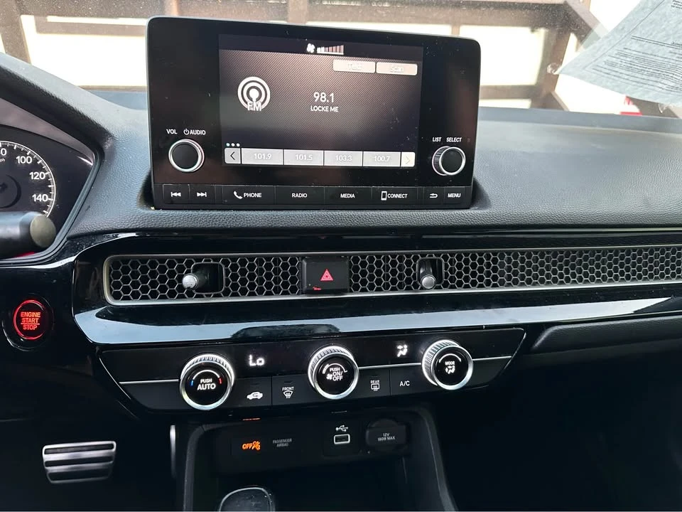 2022 Honda Civic 11th Gen - Image 15 of 20