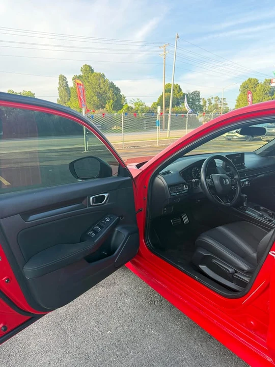 2022 Honda Civic 11th Gen - Image 9 of 19
