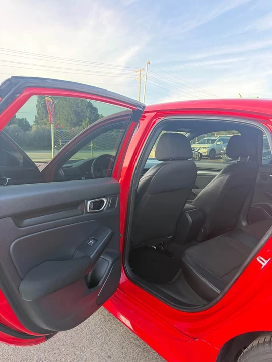 2022 Honda Civic 11th Gen - Image 15 of 19