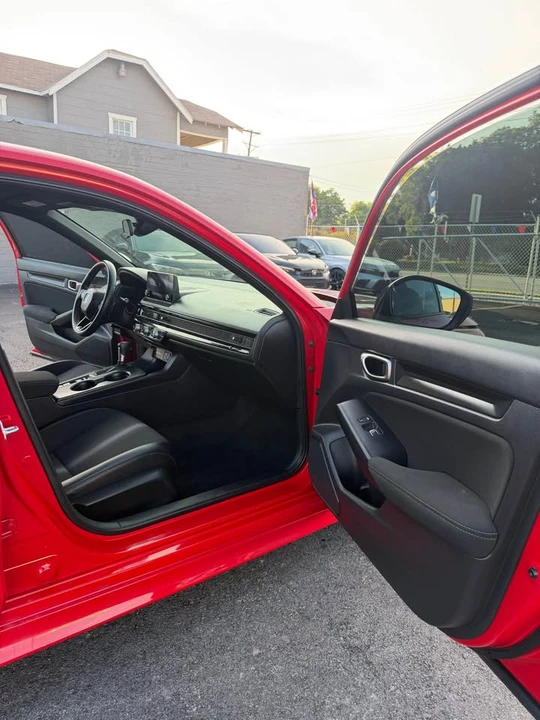 2022 Honda Civic 11th Gen - Image 11 of 19