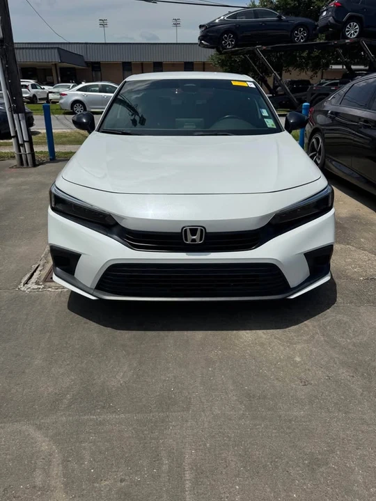 2022 Honda Civic 11th Gen - Image 2 of 9