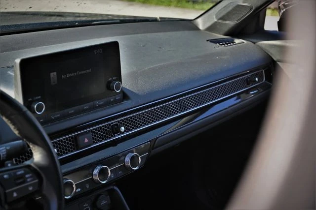 2022 Honda Civic 11th Gen - Image 11 of 19