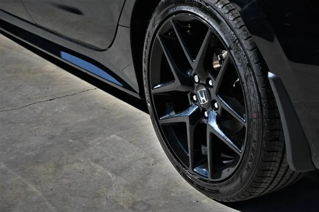 2022 Honda Civic 11th Gen - Image 9 of 19