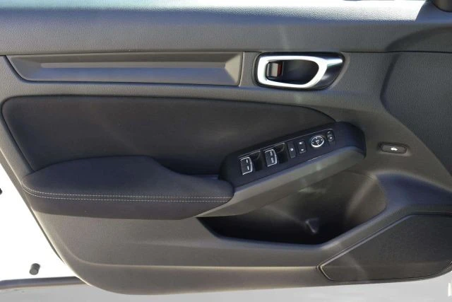2022 Honda Civic 11th Gen - Image 14 of 21