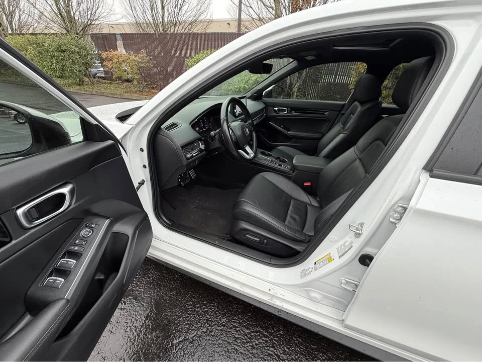 2022 Honda Civic 11th Gen - Image 15 of 20