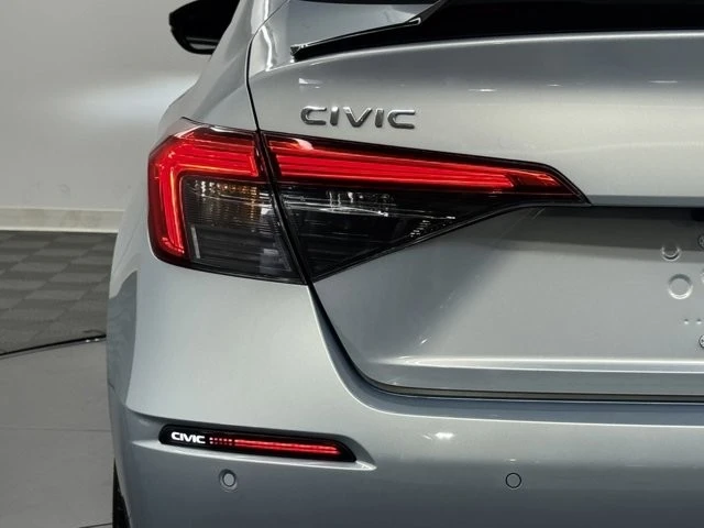2022 Honda Civic 11th Gen - Image 11 of 12