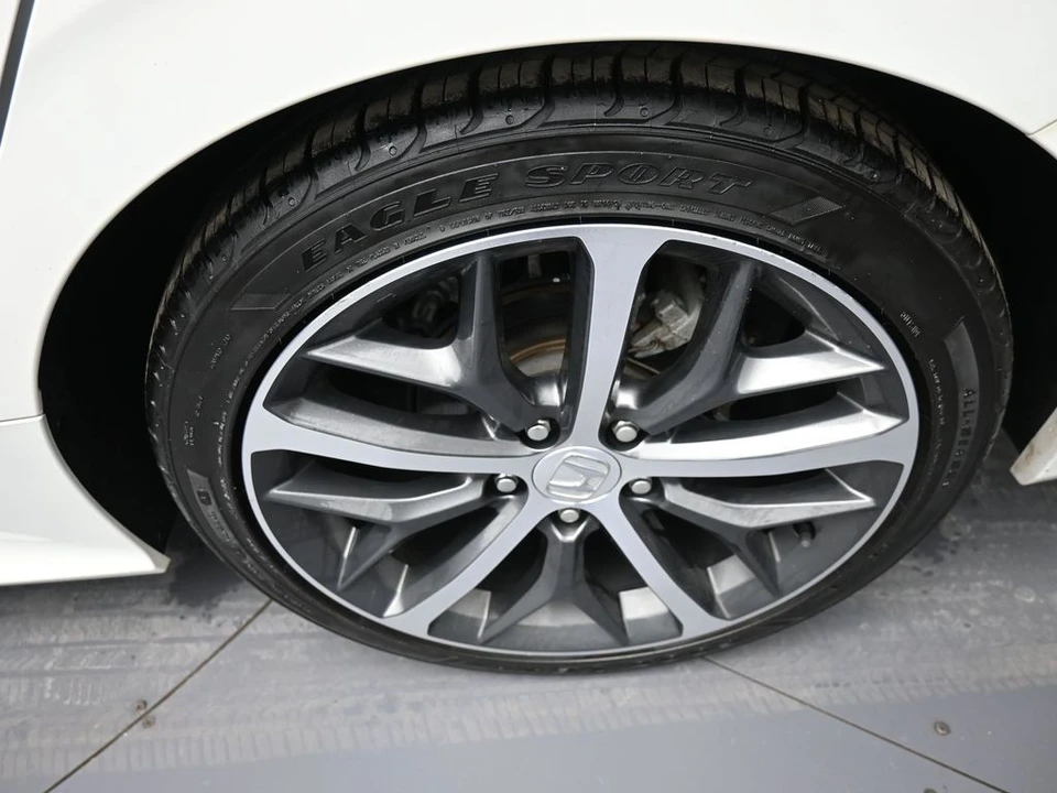 2022 Honda Civic 11th Gen - Image 15 of 21