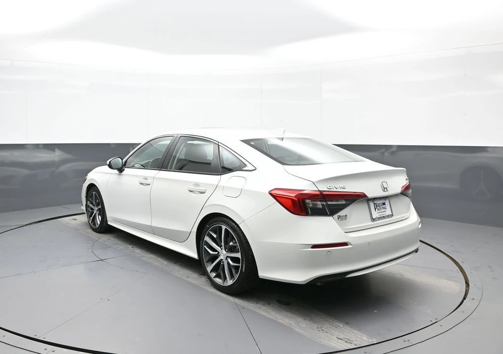 2022 Honda Civic 11th Gen - Image 8 of 21