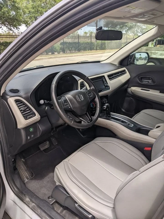 2022 Honda HR-V - Image 9 of 12