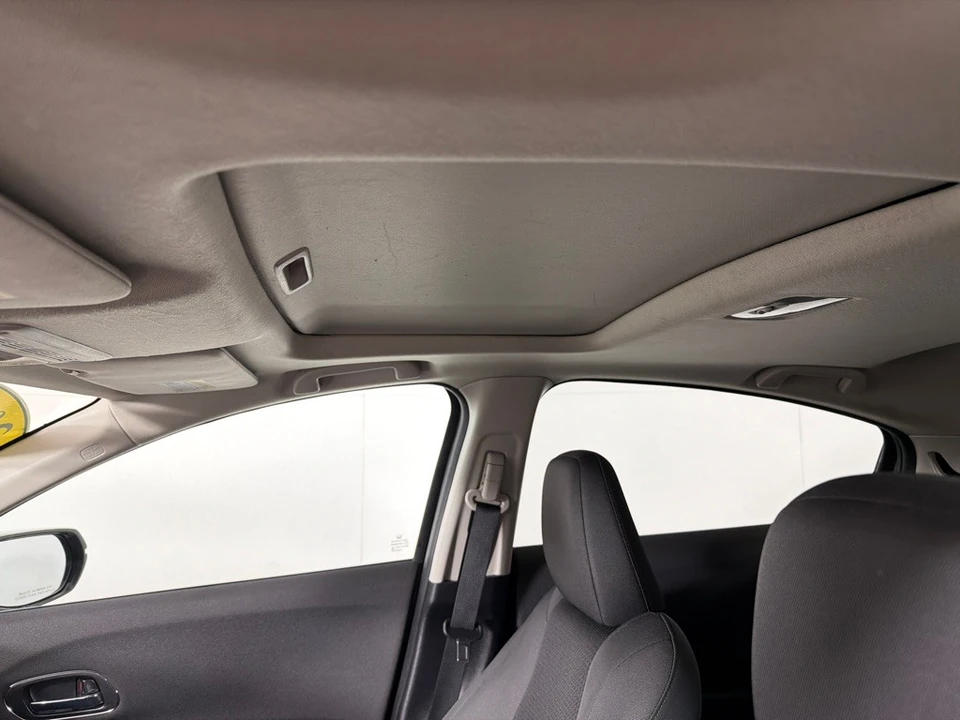 2022 Honda HR-V 3rd Gen - Image 12 of 21