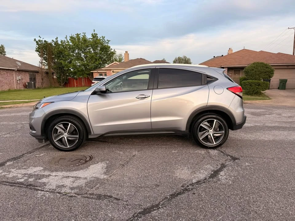 2022 Honda HR-V 3rd Gen - Image 4 of 20