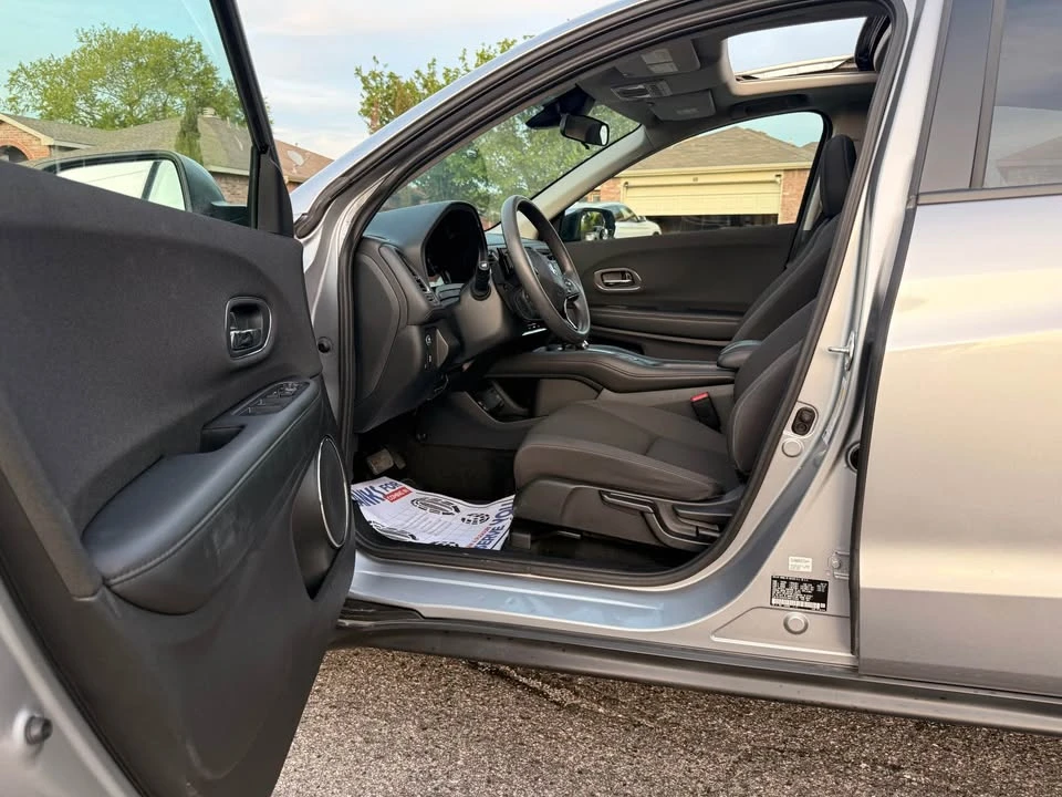 2022 Honda HR-V 3rd Gen - Image 16 of 20