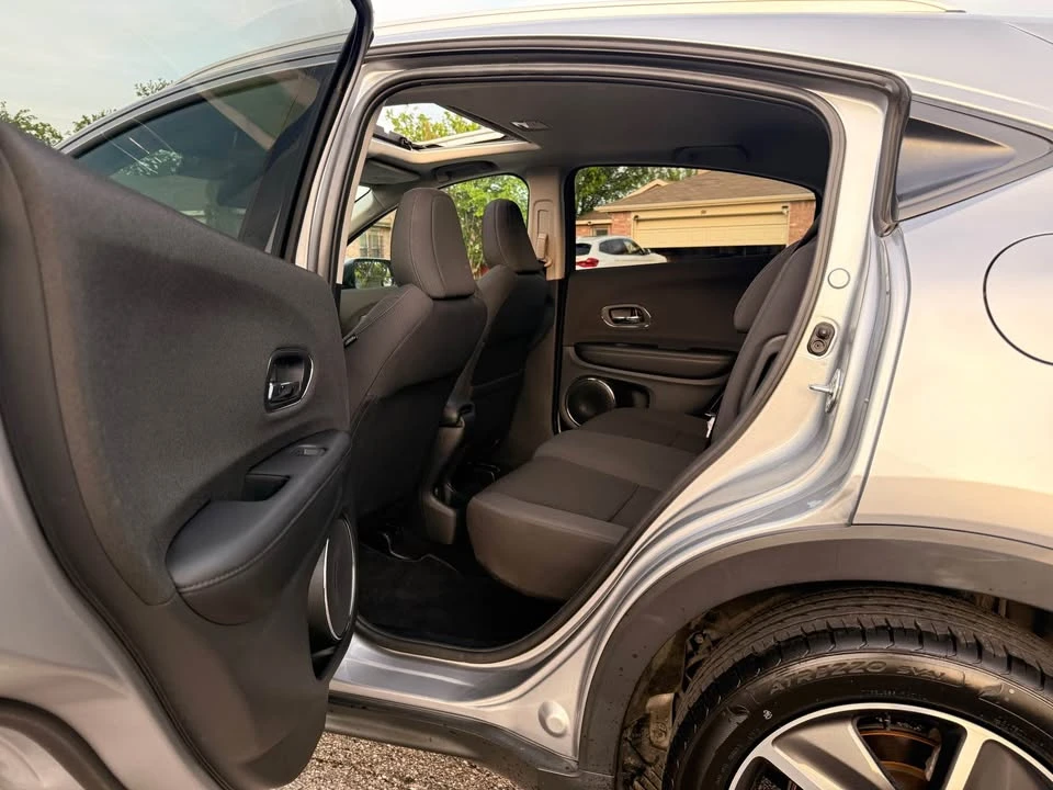 2022 Honda HR-V 3rd Gen - Image 15 of 20