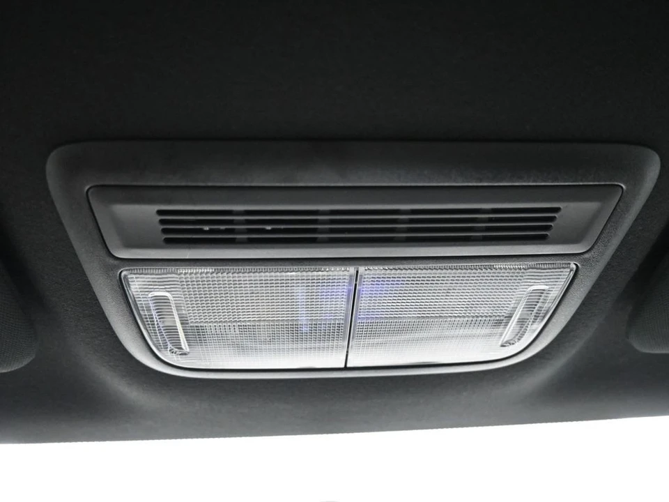 2022 Honda HR-V 3rd Gen - Image 17 of 21