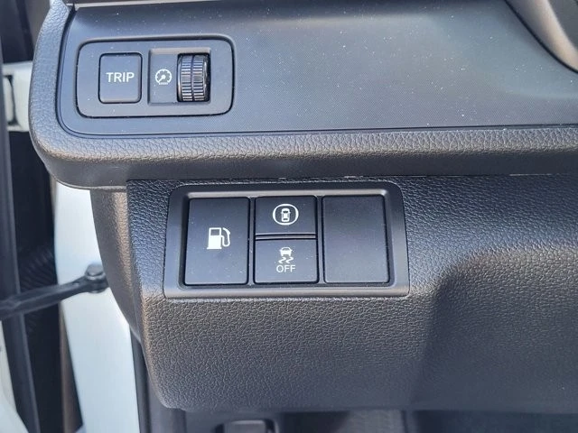 2022 Honda Insight 3rd Gen - Image 17 of 21