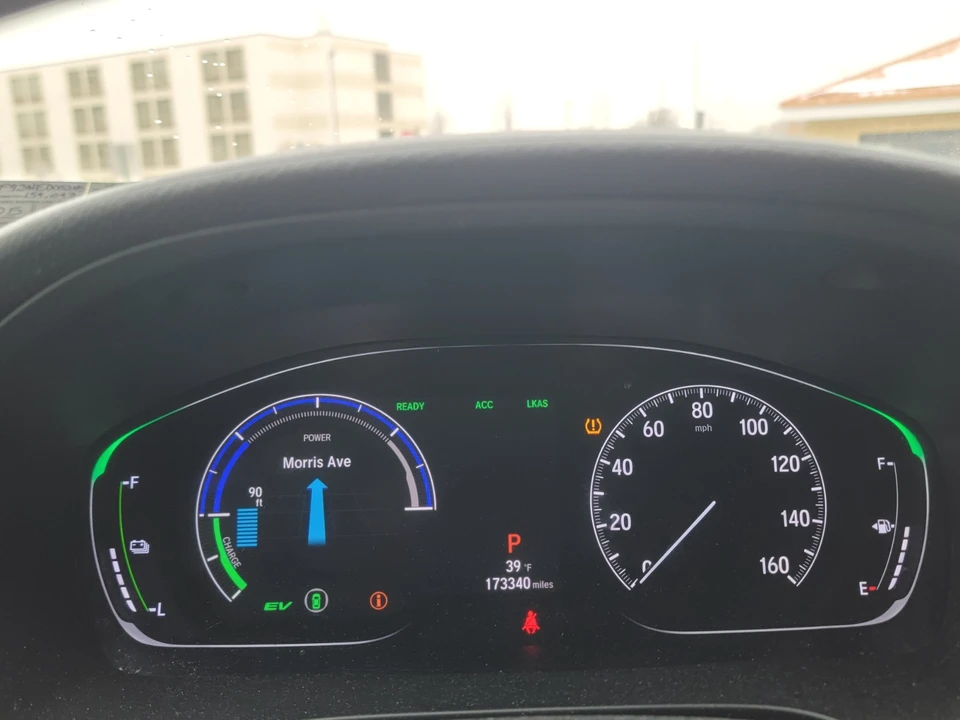 2022 Honda Insight 3rd Gen - Image 14 of 16