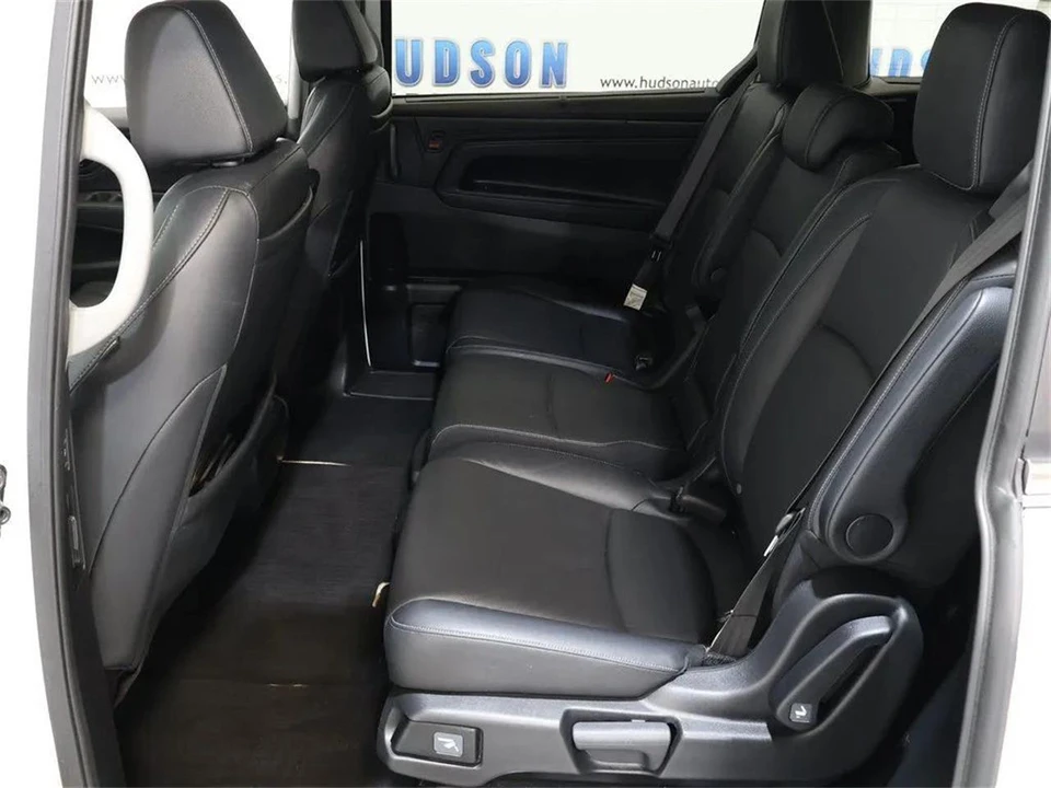 2022 Honda Odyssey - Image 28 of 31
