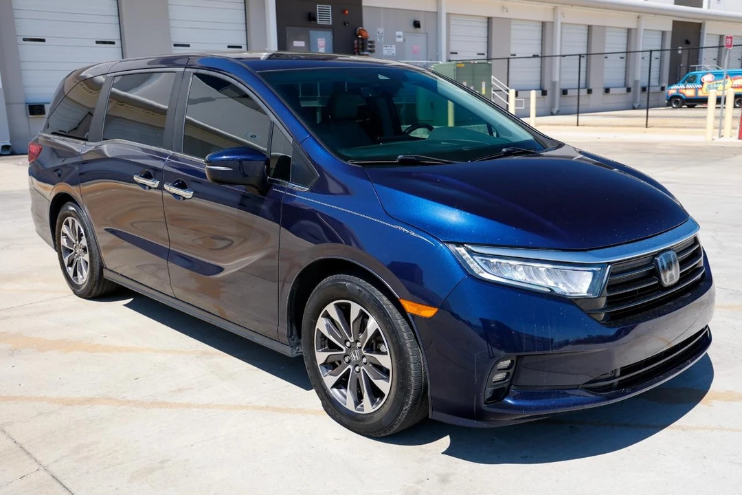 2022 Honda Odyssey - Image 15 of 21