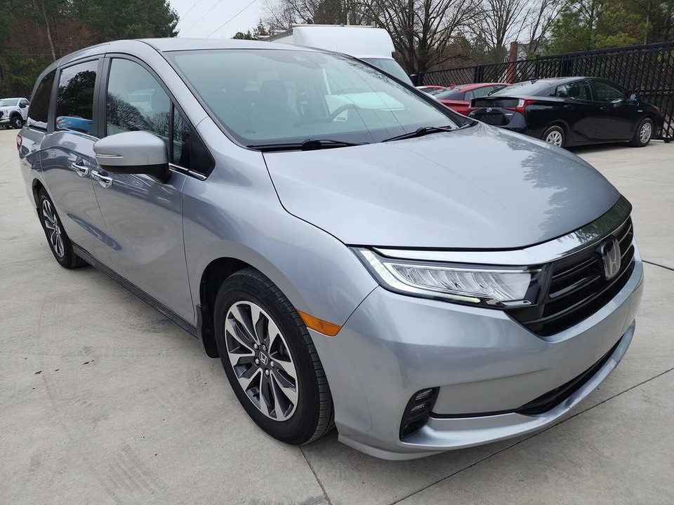 2022 Honda Odyssey - Image 8 of 21