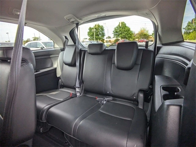 2022 Honda Odyssey - Image 16 of 21