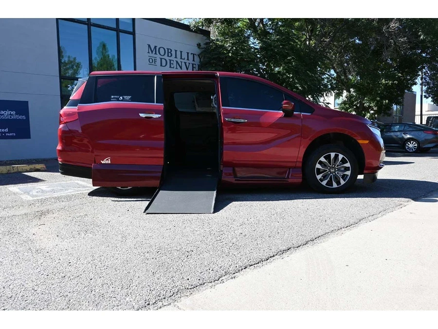 2022 Honda Odyssey - Image 17 of 21