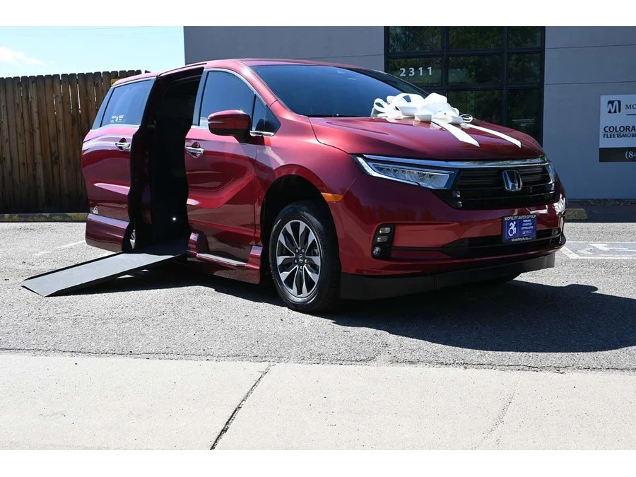 2022 Honda Odyssey - Image 2 of 21