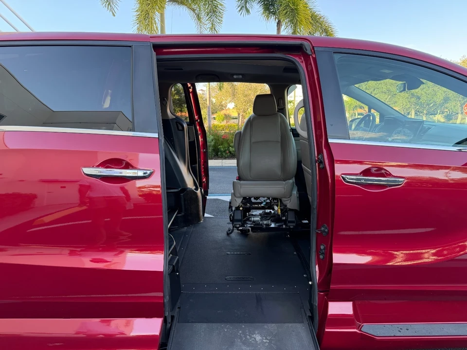 2022 Honda Odyssey - Image 12 of 21