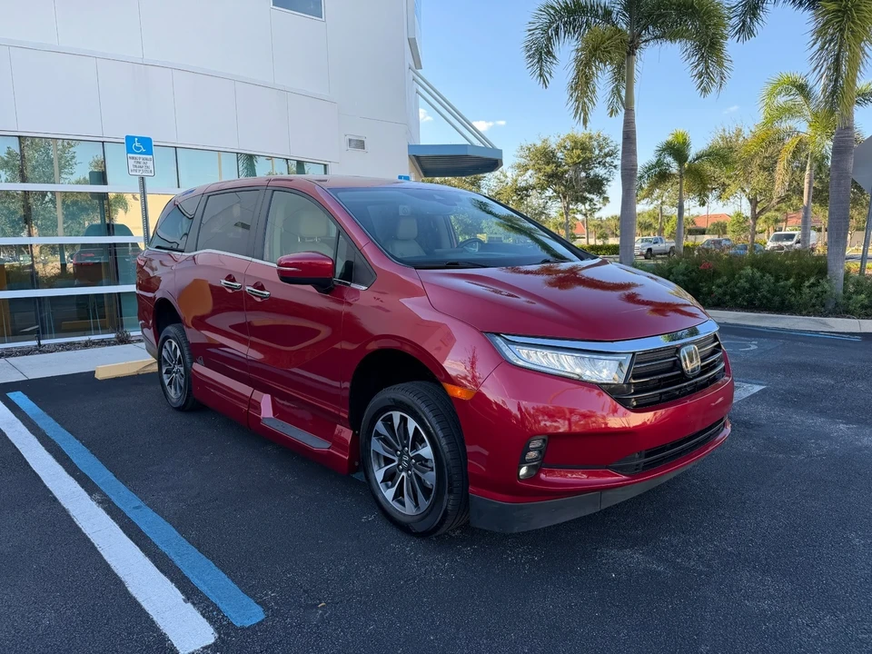 2022 Honda Odyssey - Image 4 of 21