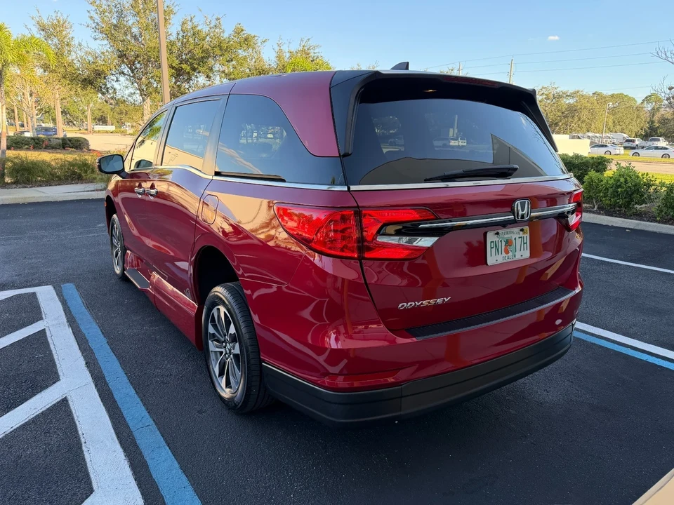 2022 Honda Odyssey - Image 8 of 21