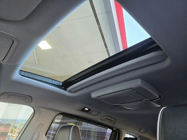 2022 Honda Odyssey - Image 18 of 21