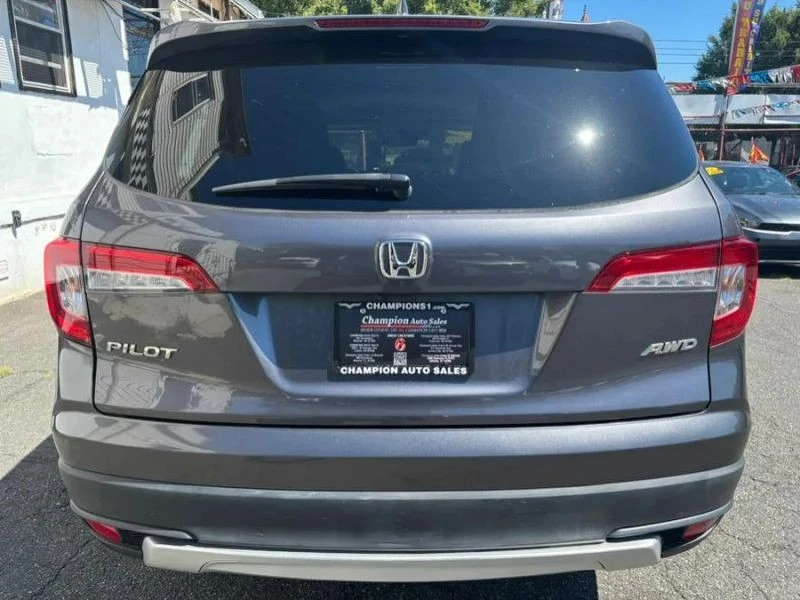 2022 Honda Pilot 3rd Gen - Image 6 of 12