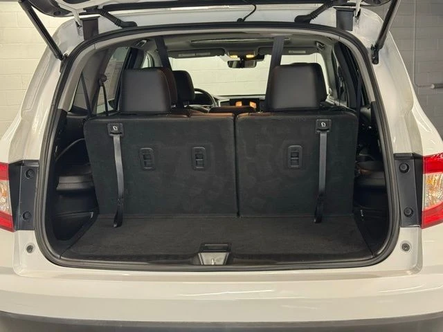 2022 Honda Pilot 3rd Gen - Image 9 of 12