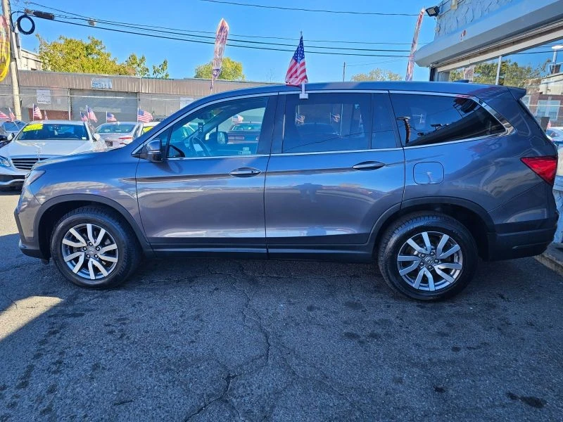 2022 Honda Pilot 3rd Gen - Image 5 of 12