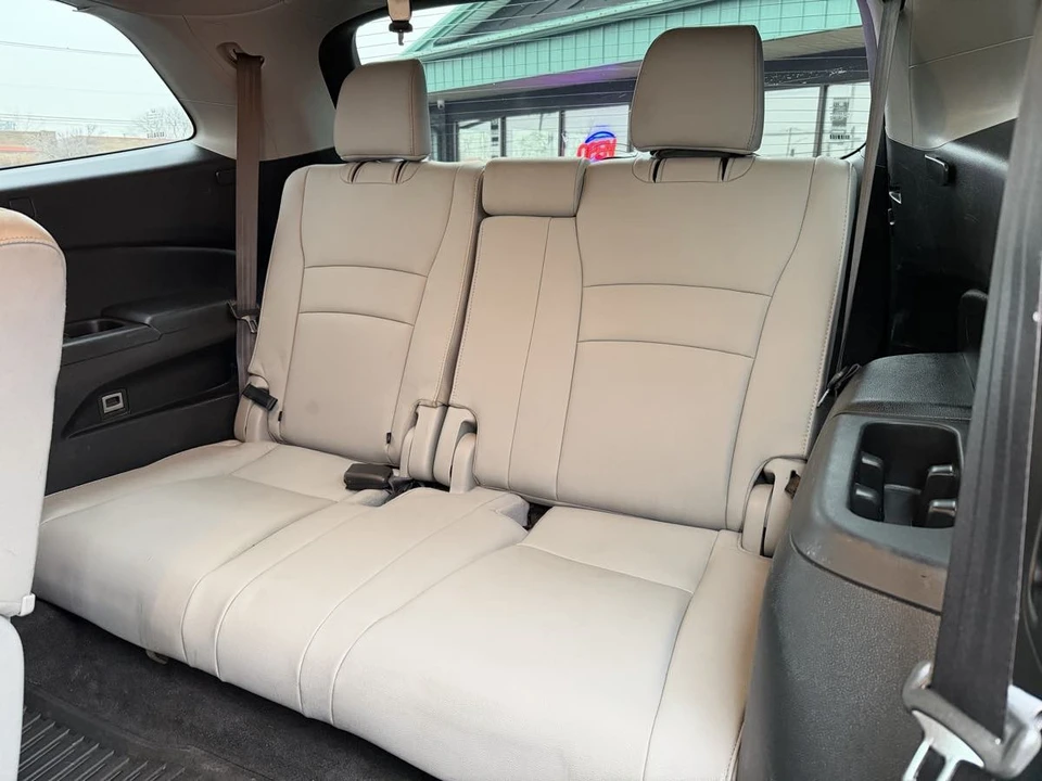 2022 Honda Pilot 3rd Gen - Image 20 of 21