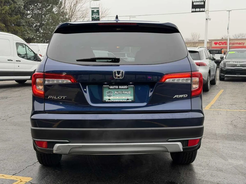 2022 Honda Pilot 3rd Gen - Image 11 of 21