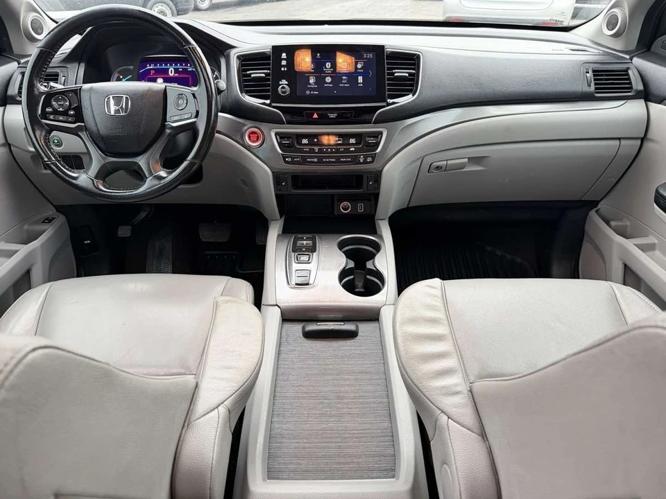 2022 Honda Pilot 3rd Gen - Image 7 of 21