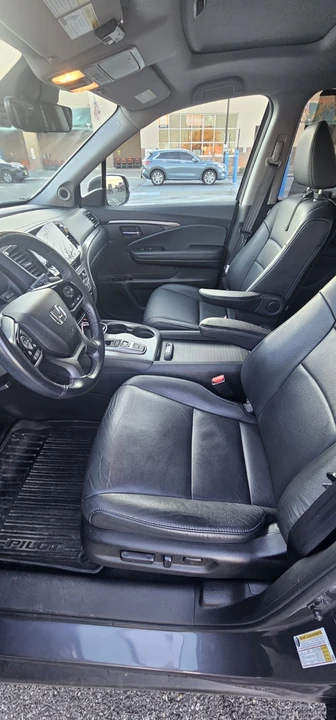 2022 Honda Pilot 4th Gen - Image 5 of 9