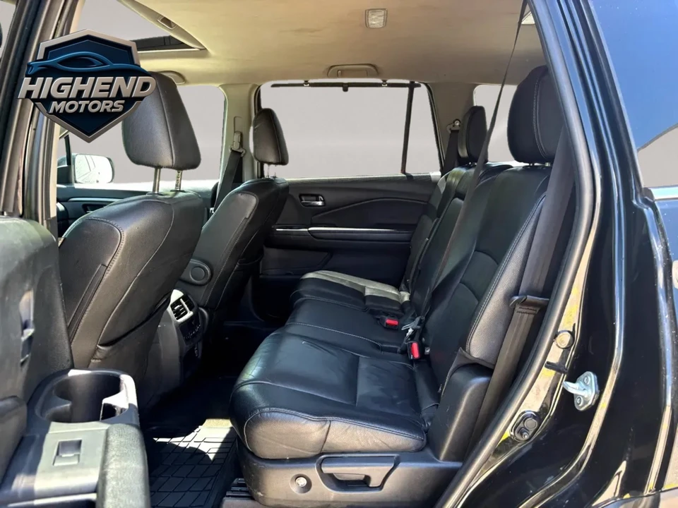 2022 Honda Pilot 3rd Gen - Image 15 of 21