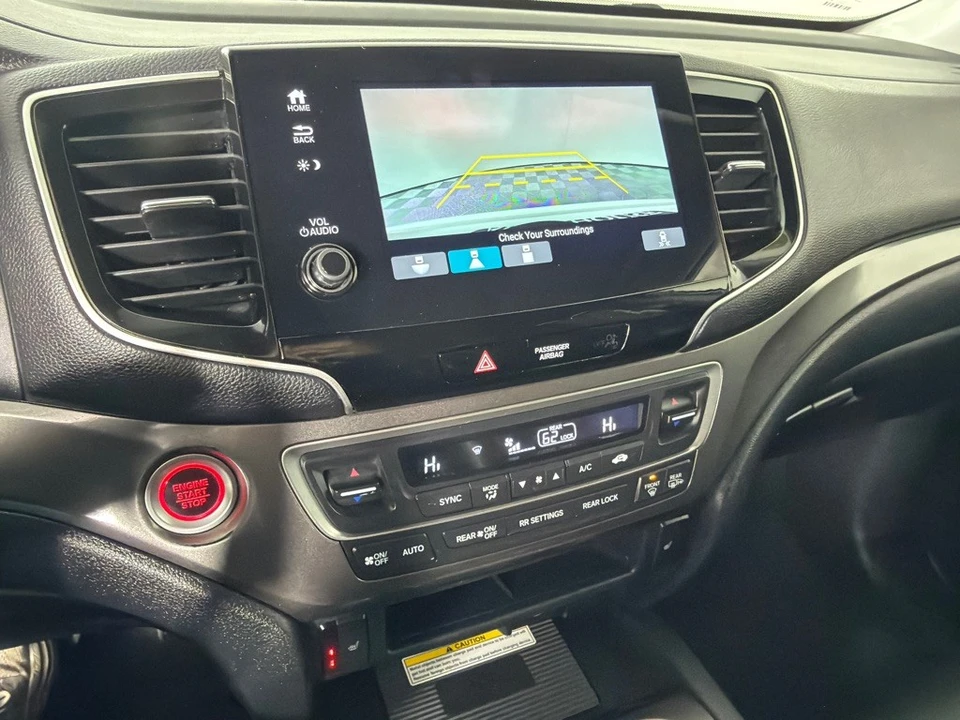 2022 Honda Pilot 3rd Gen - Image 18 of 21