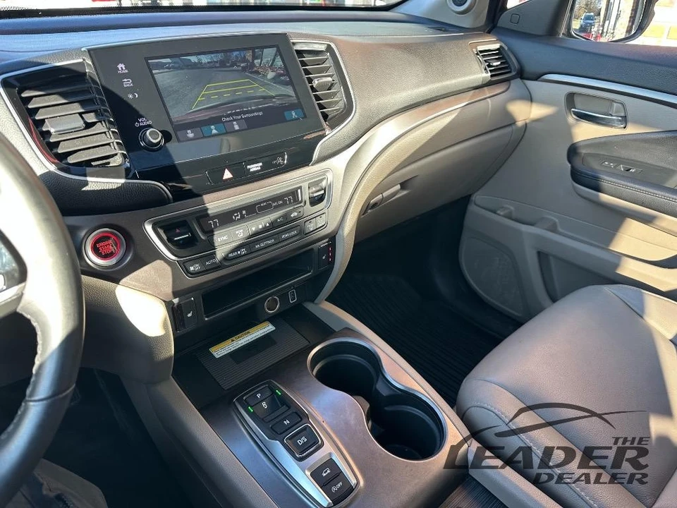 2022 Honda Pilot 3rd Gen - Image 17 of 20
