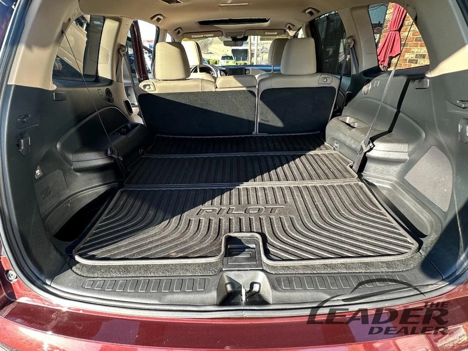2022 Honda Pilot 3rd Gen - Image 11 of 20