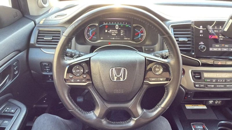 2022 Honda Pilot 3rd Gen - Image 10 of 12