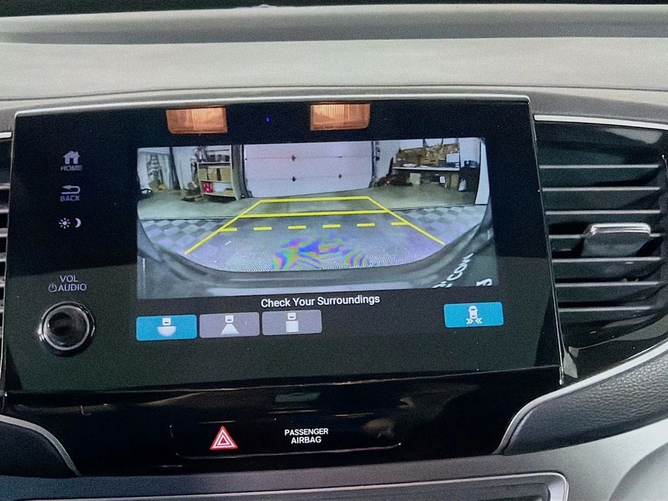 2022 Honda Pilot 3rd Gen - Image 17 of 21