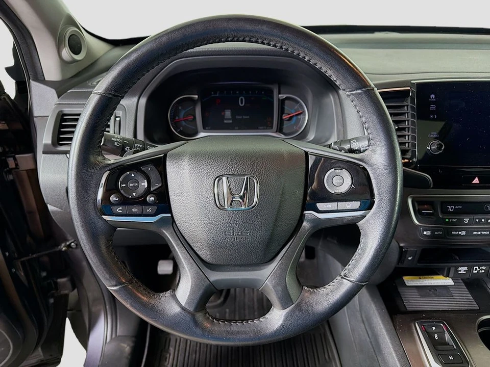 2022 Honda Pilot 3rd Gen - Image 13 of 21