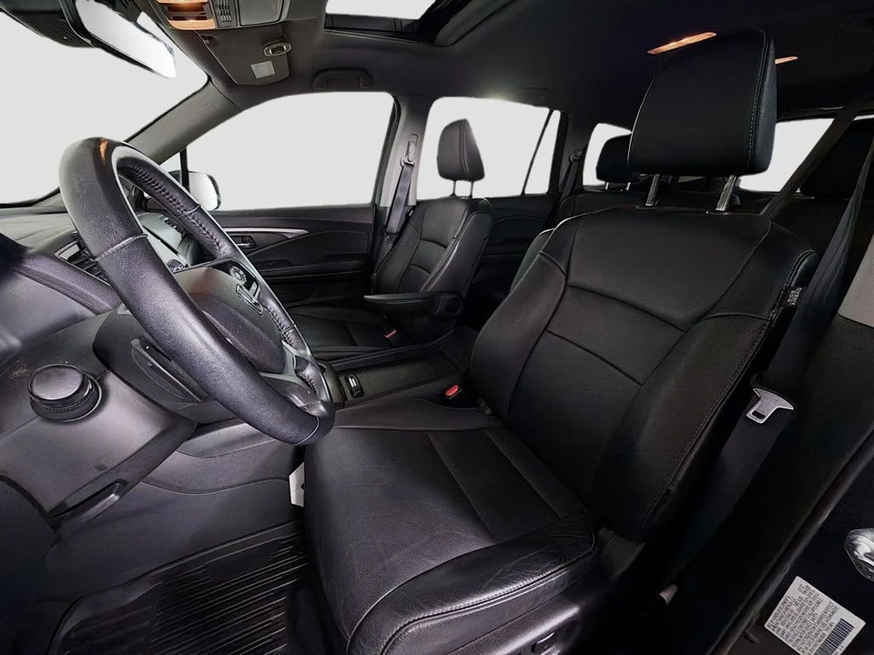 2022 Honda Pilot 3rd Gen - Image 12 of 21