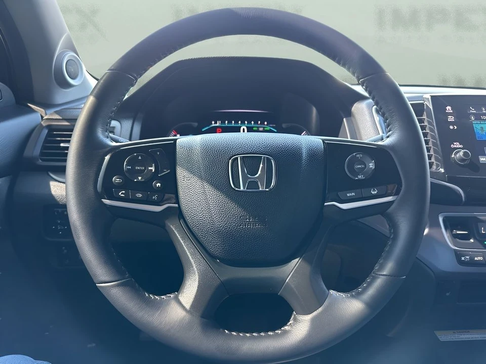 2022 Honda Pilot 3rd Gen - Image 14 of 21