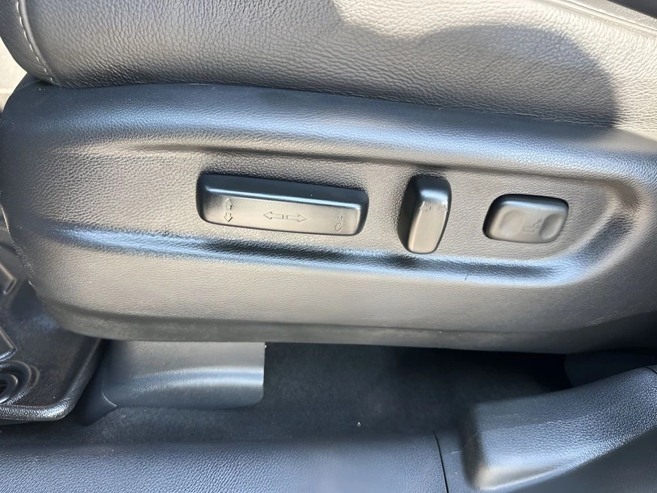 2022 Honda Pilot 3rd Gen - Image 10 of 12
