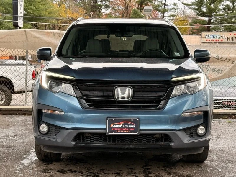 2022 Honda Pilot 3rd Gen - Image 3 of 12