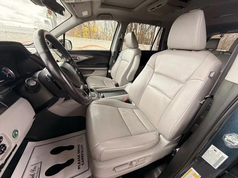 2022 Honda Pilot 3rd Gen - Image 12 of 12